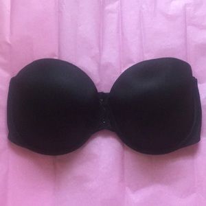 Victoria’s Secret strapless bra. Black 34DD.